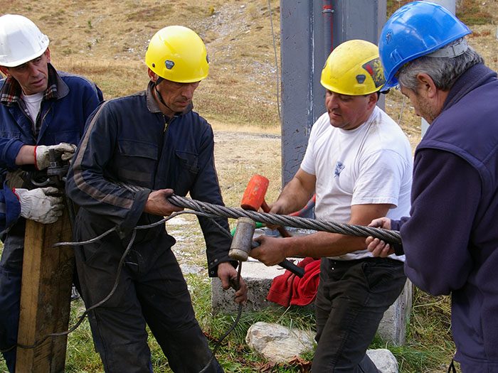 Splicing of a cable car rope